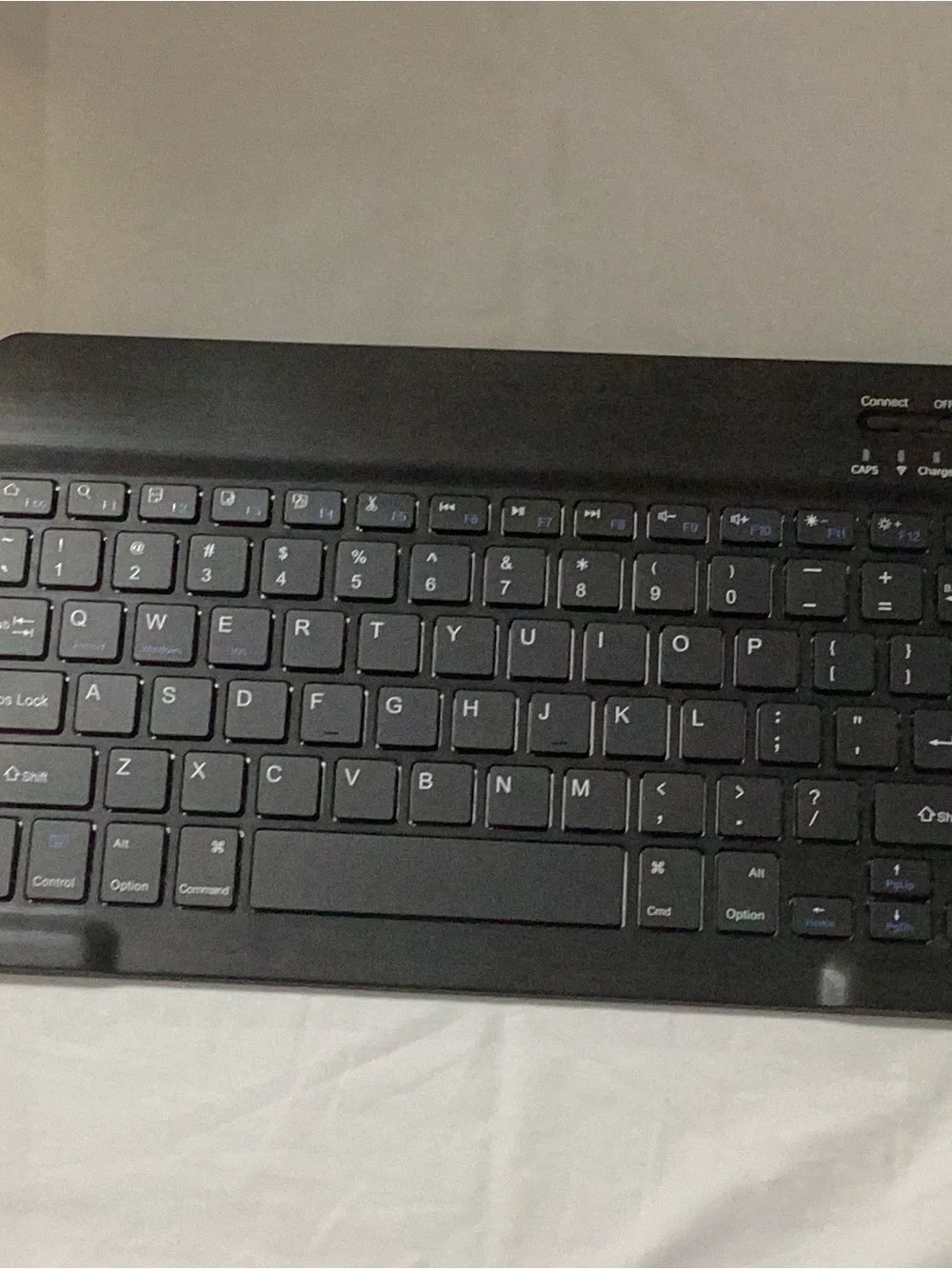Amazon Black Bluetooth iPad Generation 9 Keyboard Case with Wireless Mouse